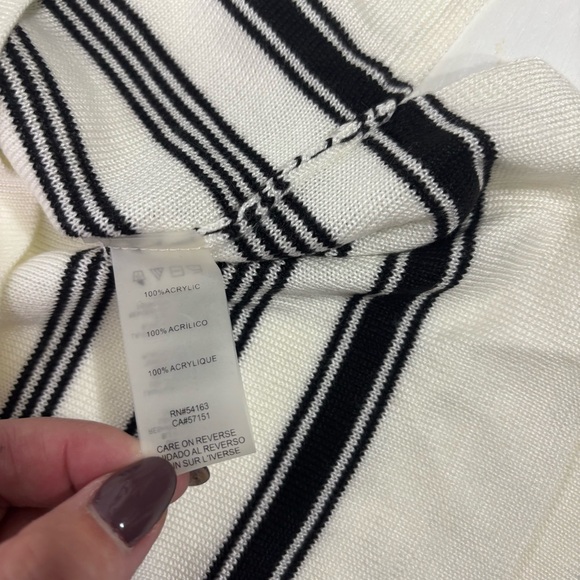 NWT Calvin Klein Cream & Black Striped Light Weight Sweater with Ruffled Sleeves - Picture 7 of 8